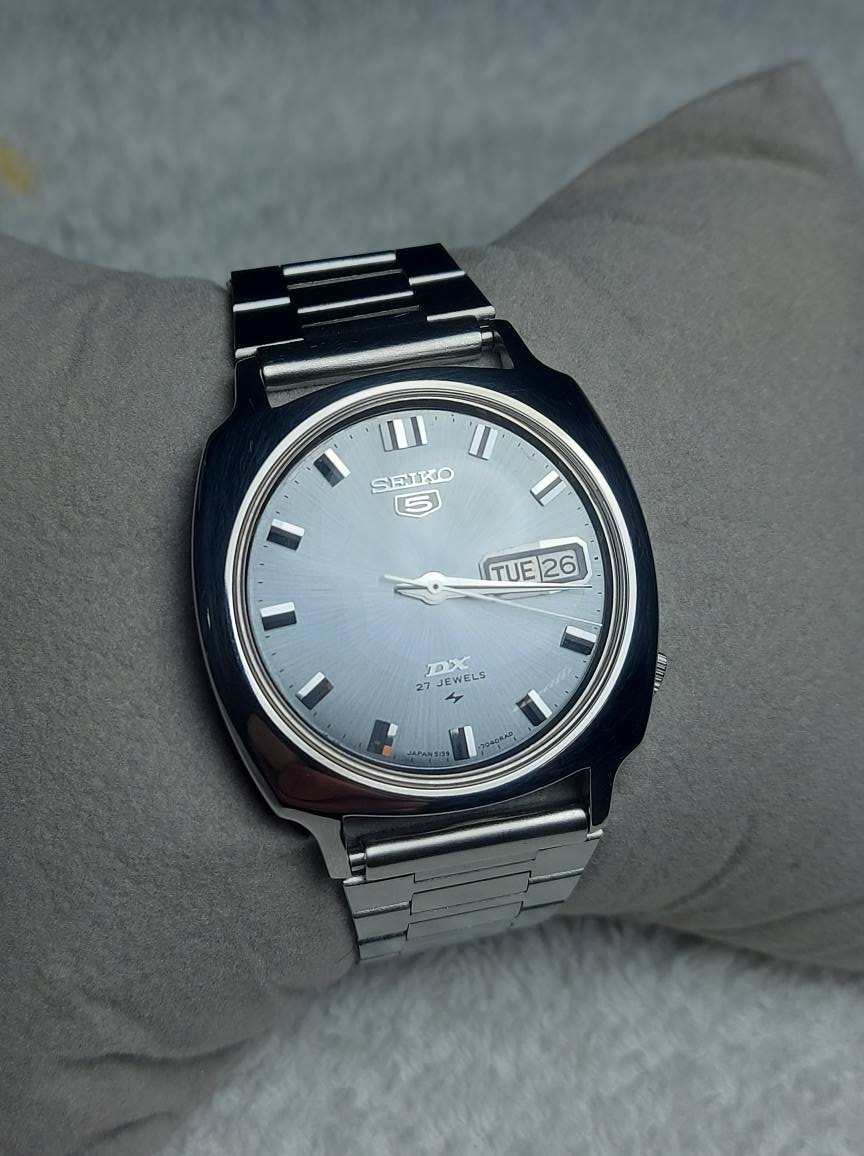 Vintage Seiko 5 DX 5139-7040 Automatic – 27 Jewels (1968, Grey