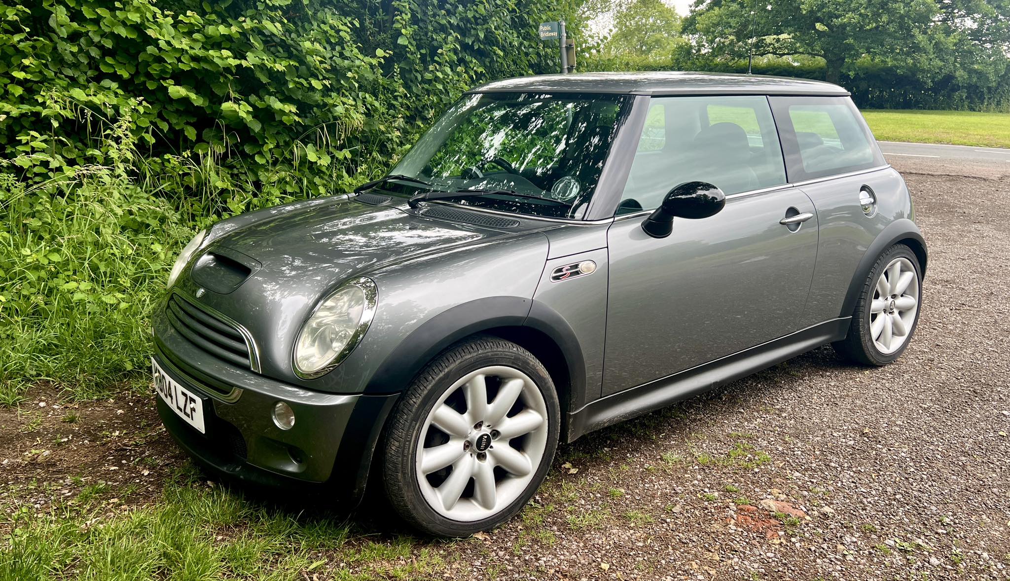 Genuine MINI R53 Owners Group | Looking for info (YouTube vids etc ...