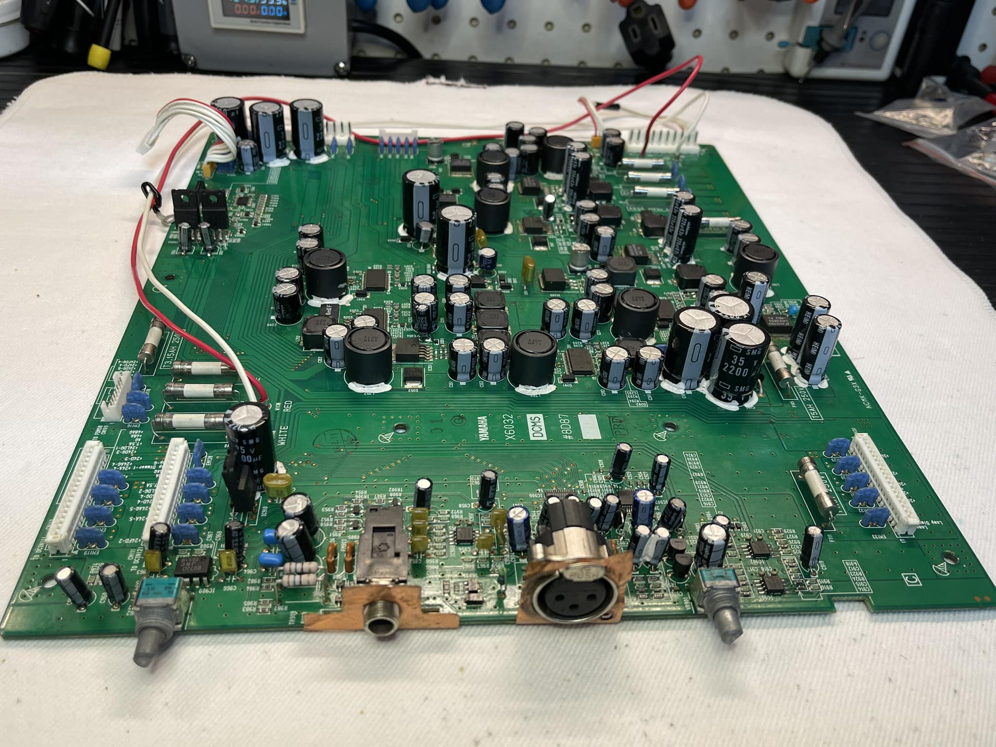 Replacing failing caps on Yamaha M7CL-48 PCB