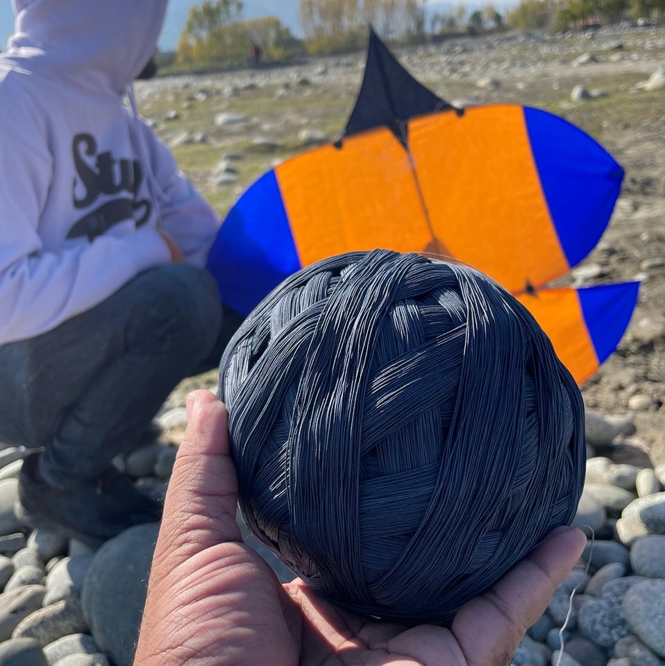 Ever wondered if you can make a kite without glue? In this video, I’ll ...