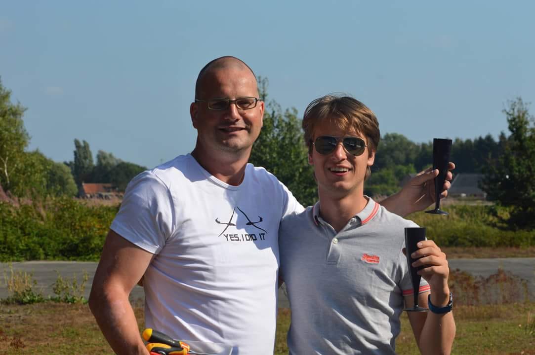 Proficiat aan Sven en... - Vlaamse Zweefvlieg Academie | Facebook