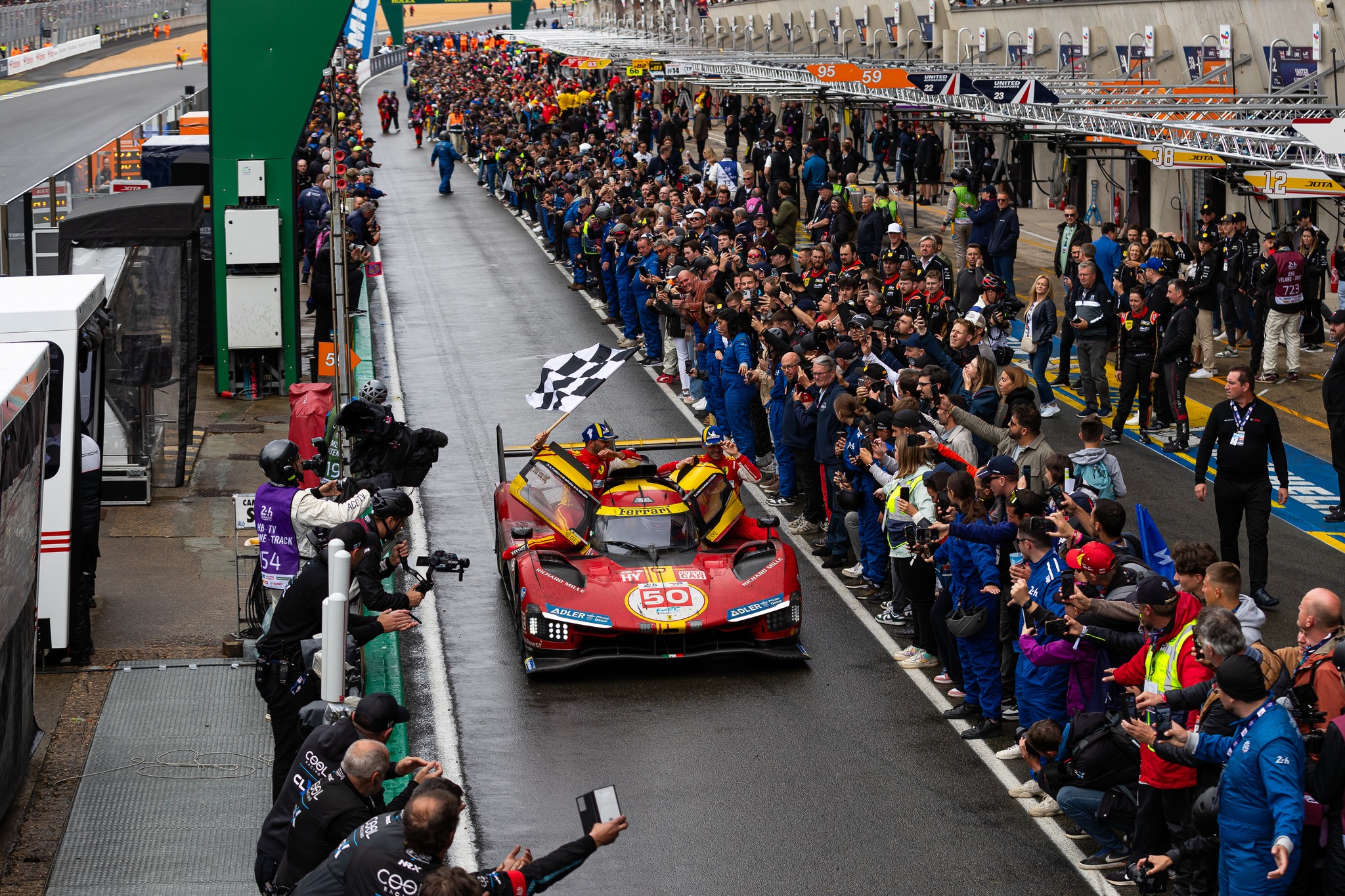 Motor & Sport - LAS 24 HORAS DE NUEVO PARA FERRARI El...