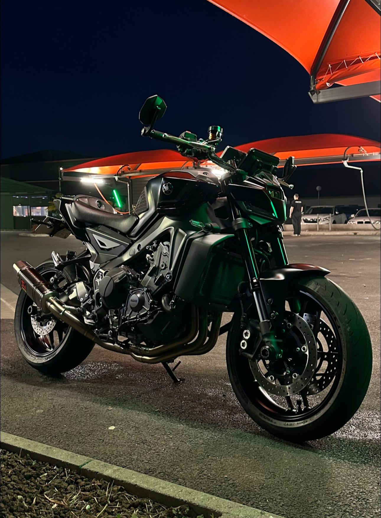 Is Rizoma drag bar compatible with Gen4?