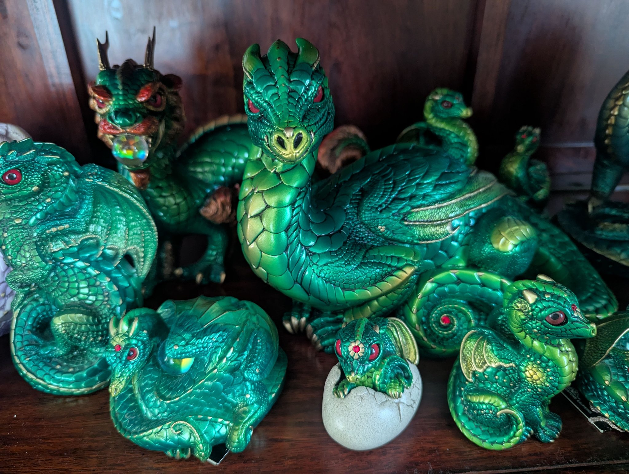 Windstone Editions Emerald Toaster Dragon sculpture review