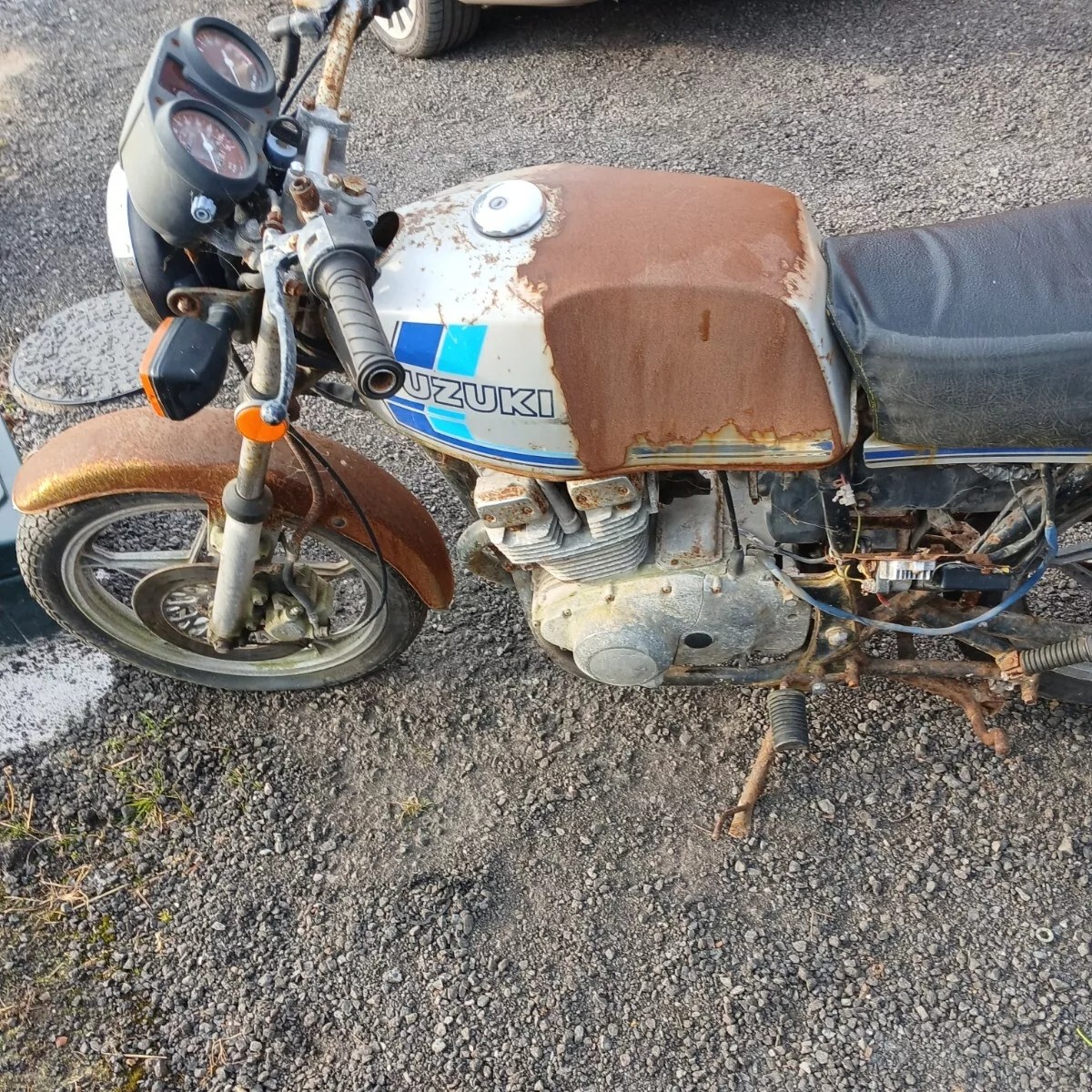 Suzuki GSX250E for restoration on eBay