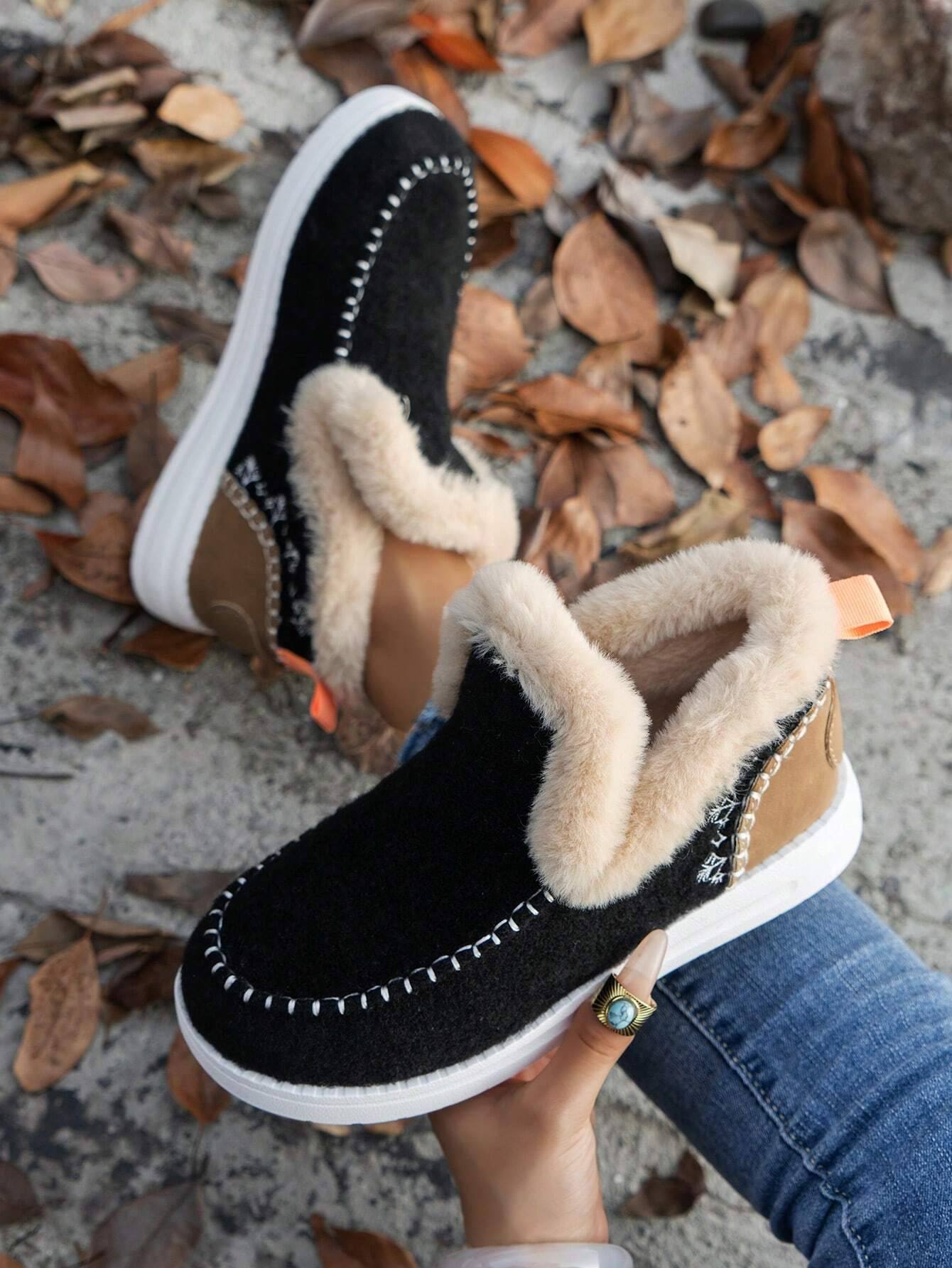 LADIES WINTER BOOTS AVAILABLE 🩷 R400 EACH SIZES AVAILABLE 2-9