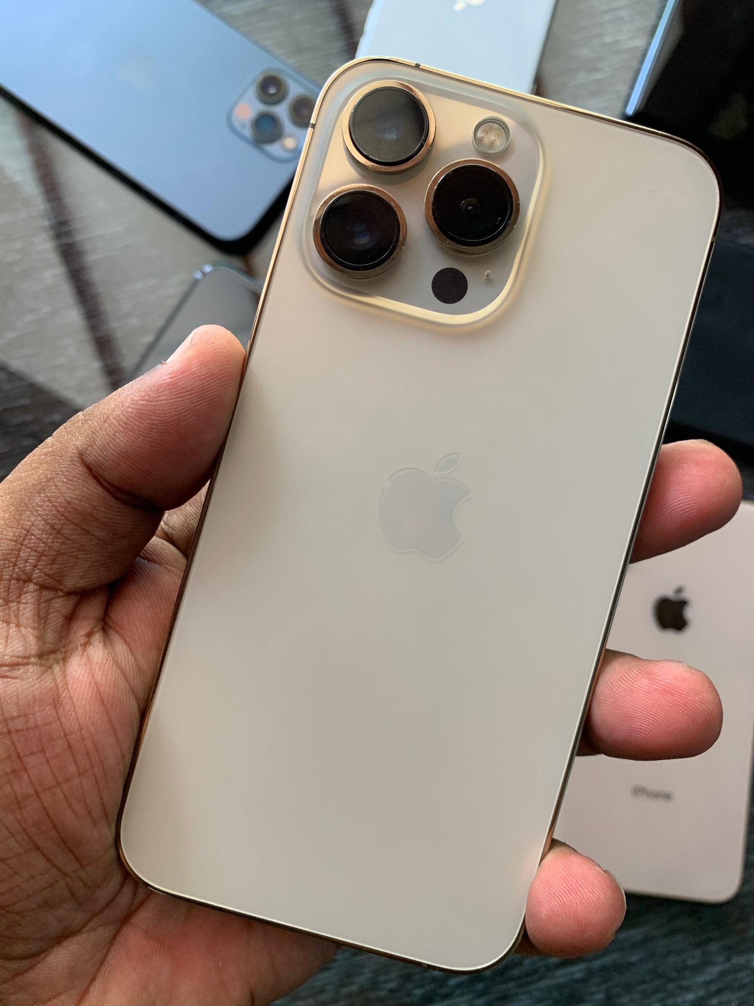 Apple iPhone 13 Pro 128gb Gold Condition 99% Battery health 85 