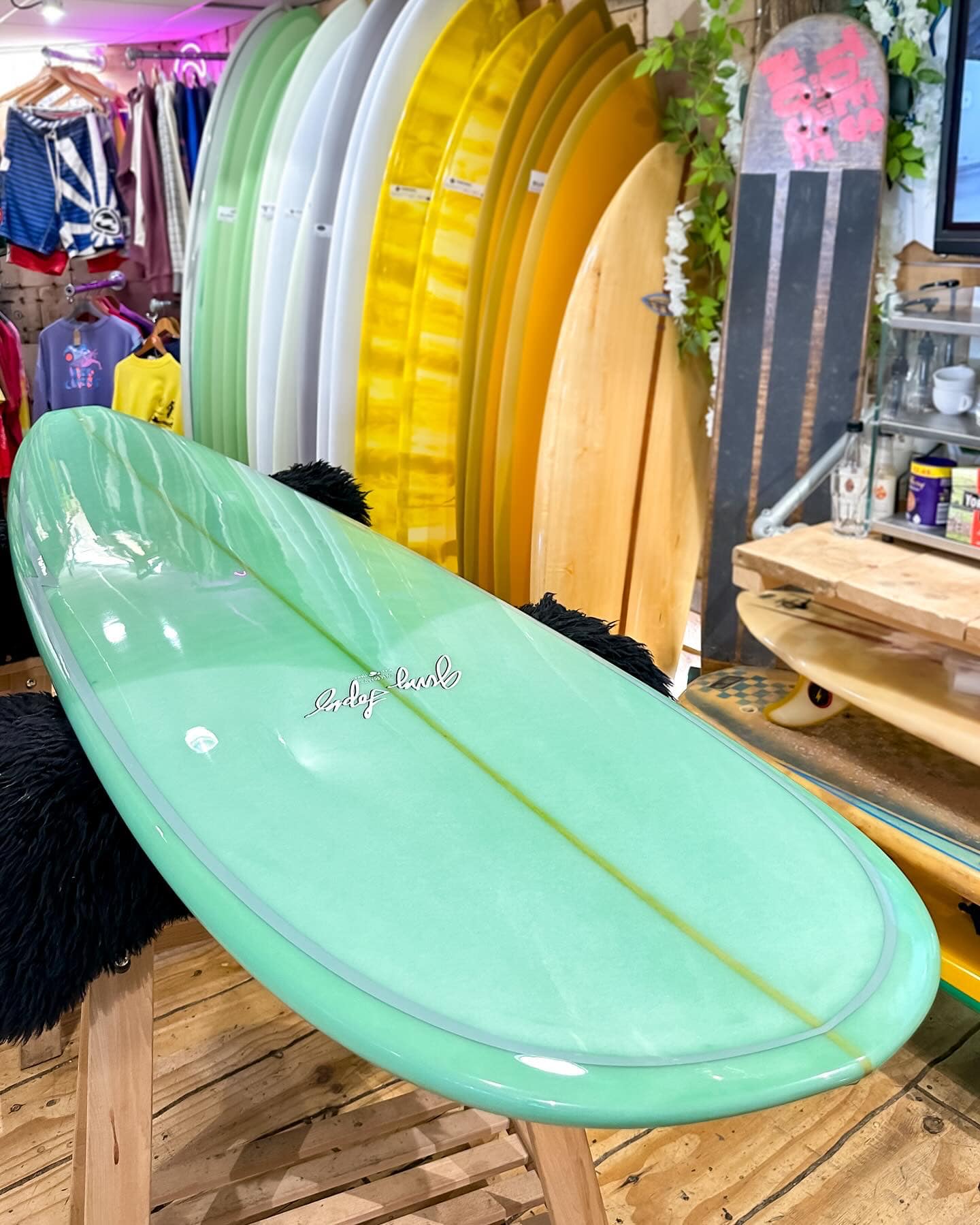 Have your turns and catch waves too. Colin McPhillips reviews the