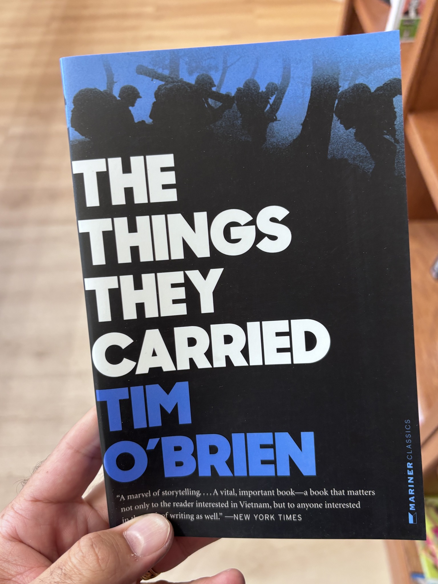 The Things They Carried By Tim O'Brien - Paperback 2009 Edition (Good Condition) 5 thumbnail image