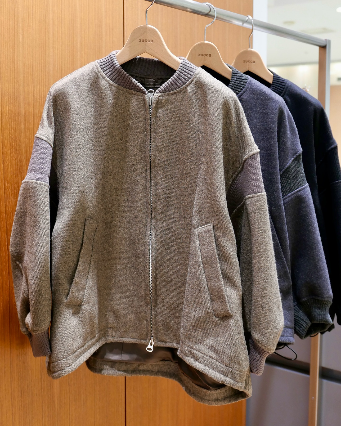 ZUCCa＞より11月の staff おすすめ商品「PEツイード」をご紹介いたし 