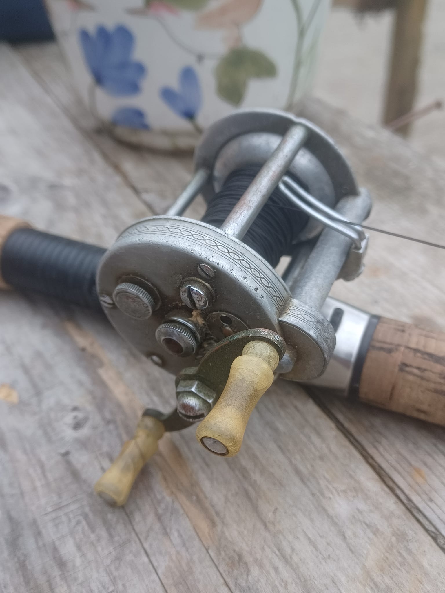 does anyone in asheville buy antique fishing rods and reels Vintage Reel Solid Glass Rod. Montgomery Ward No. 69 6310  Sports Trading Post Antique Fishing Reels: A Basic