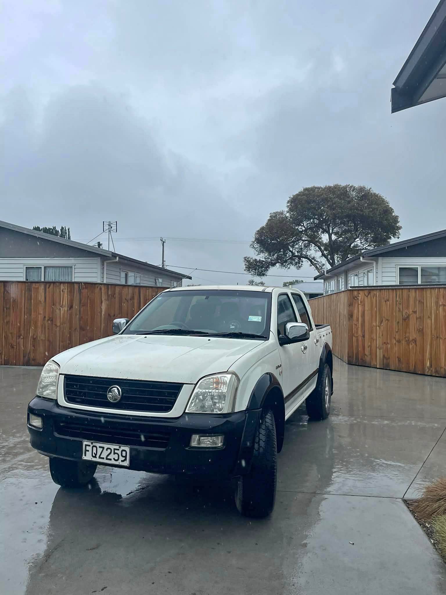 2003 Holden Rodeo 4x2 - RVs & Campers - Napier, New Zealand | Facebook ...