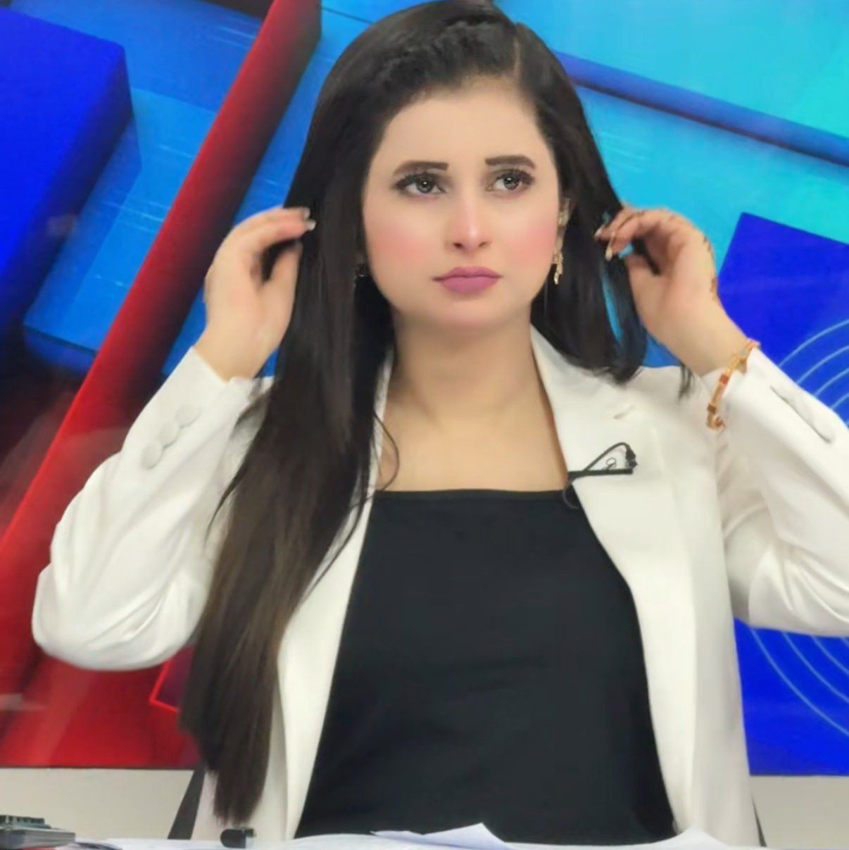 Sawira Bhatti on Reels | Facebook