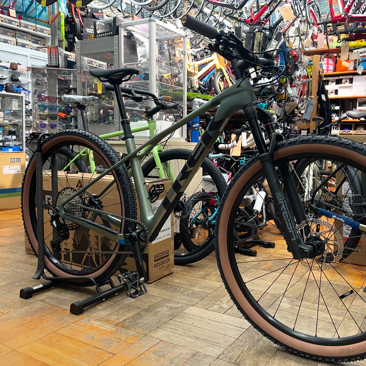 New ISOBOW 新しいハードテールMTBがやって来ました。 機械的な機構 
