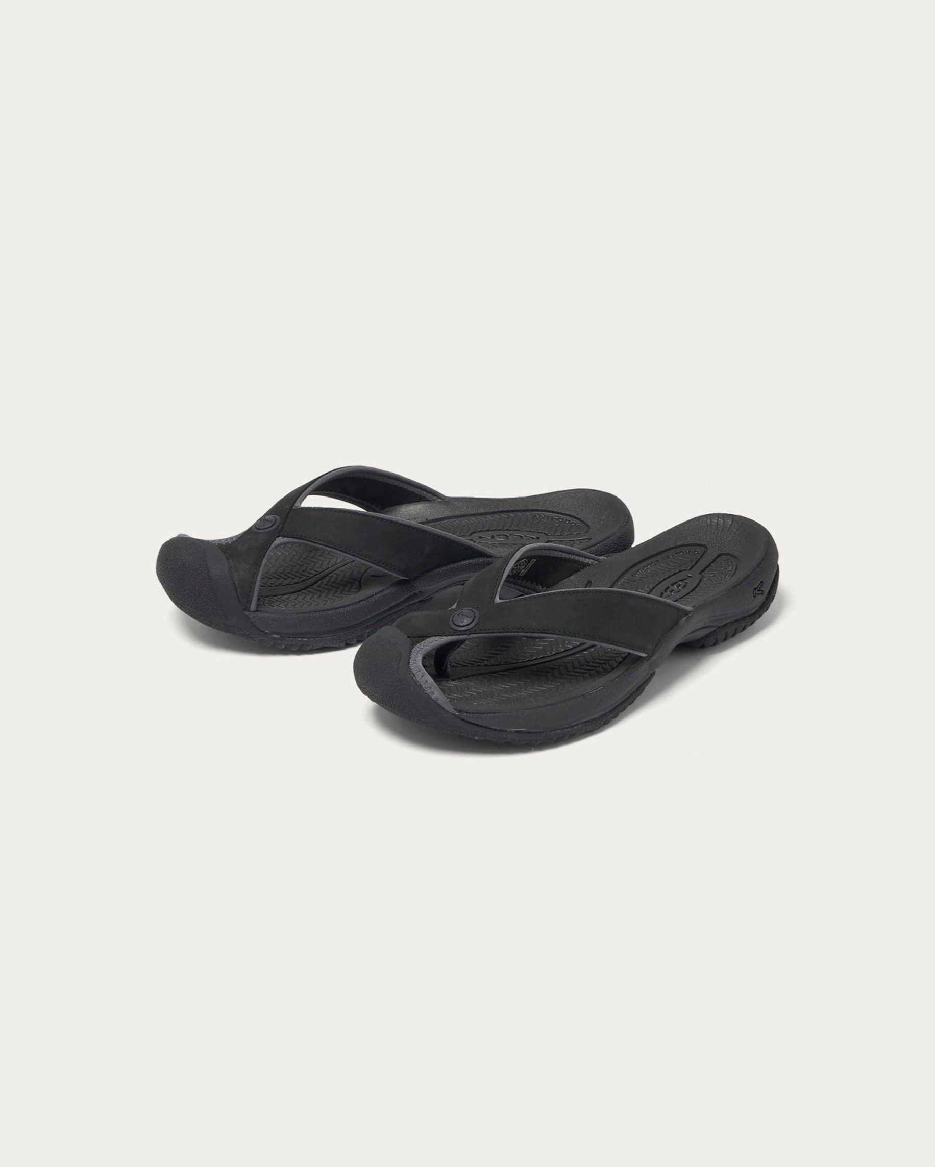 KEEN X UNITED ARROWS @unitedarrows_bkk A new interpretation of the