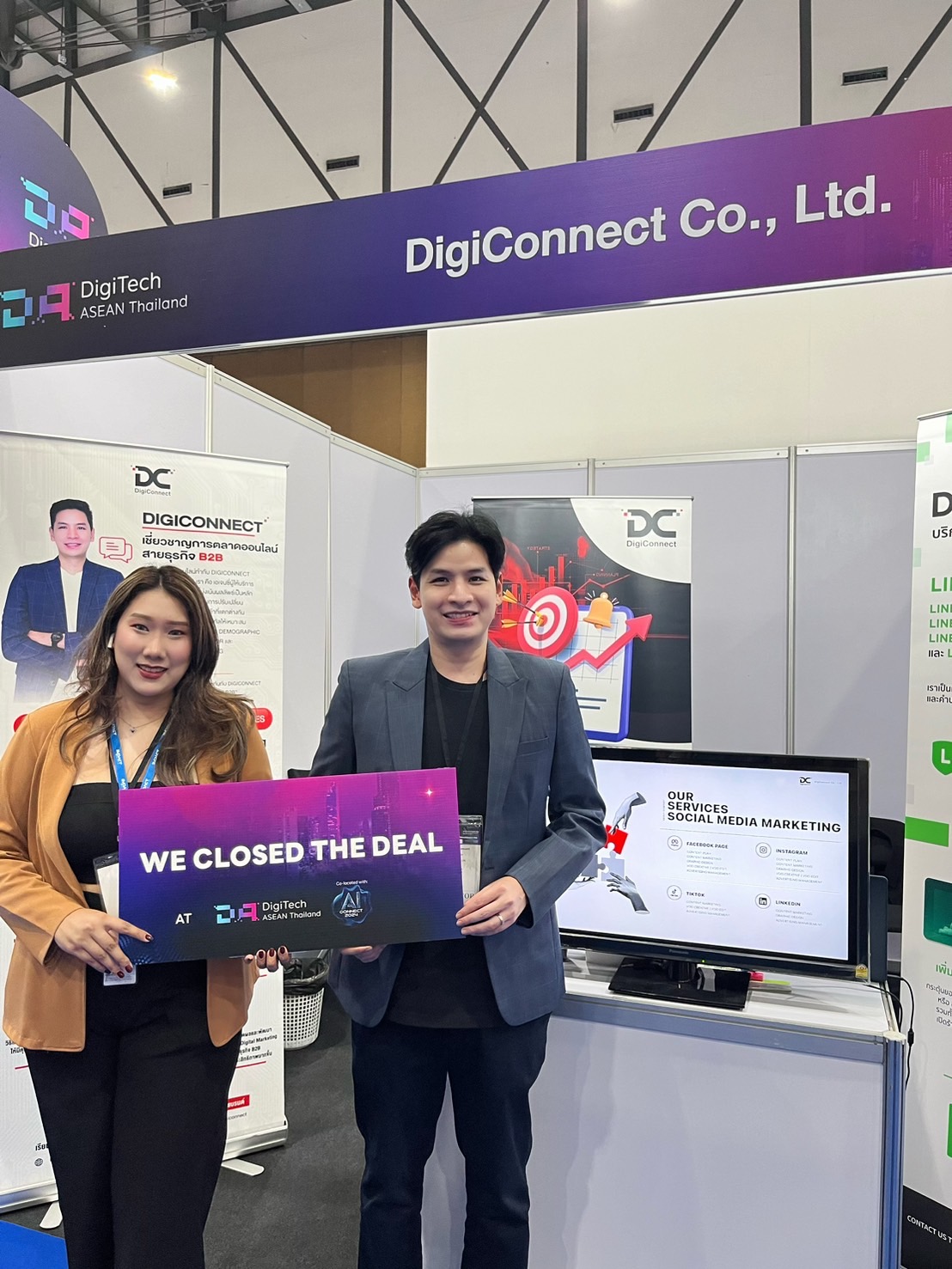 ภาพของผู้ประกอบการบางส่วนที่สามาร... - DigiTech ASEAN Thailand
