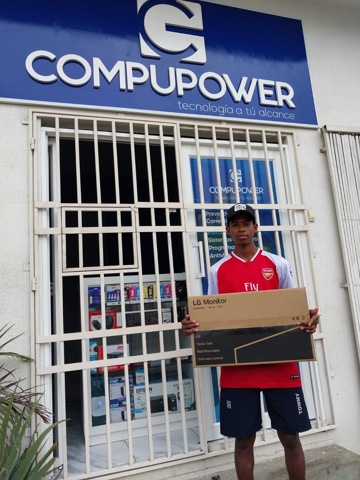 COMPUPOWER - Monitor LG 19.5 Full HD 🖥 Disponemos de todos los ...