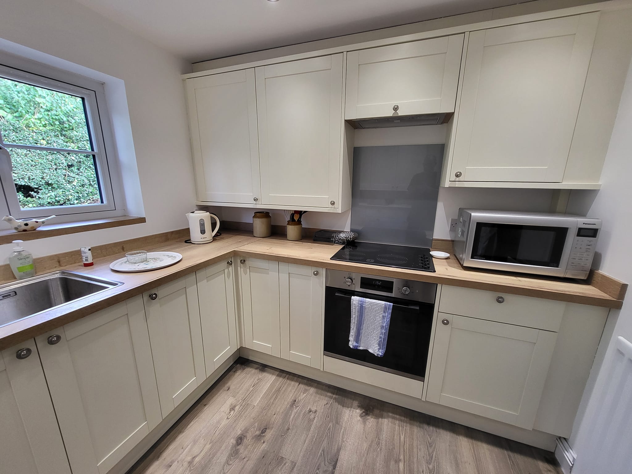 Paul Jones Kitchens design & Installation | Stoke-on-Trent