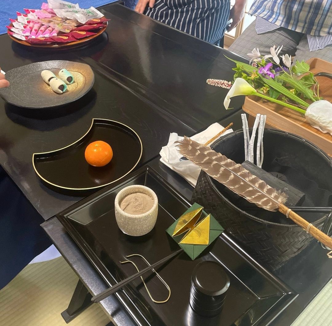 裏千家茶道教室 佳辰 - 真なのでお菓子は7種❣️😋 | Facebook