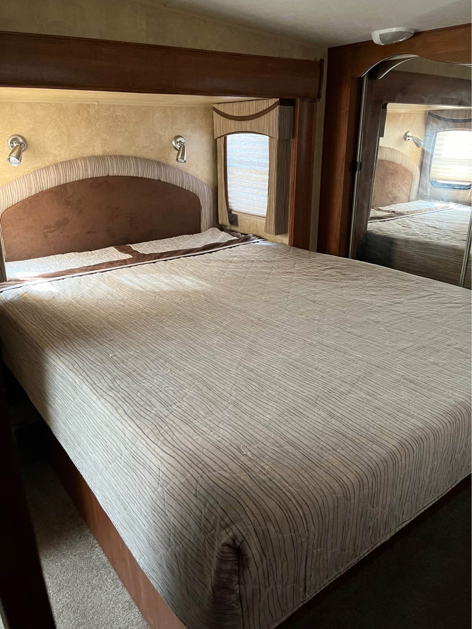 2009 Outback loft Loft - RVs & Campers - Picton, Ontario | Facebook ...