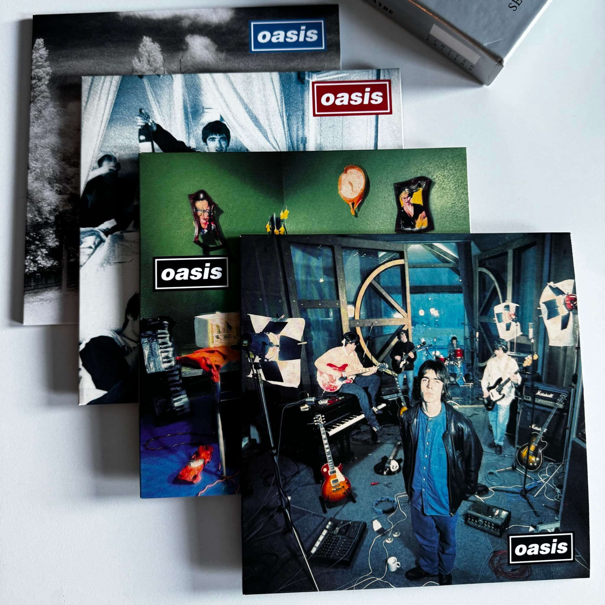 oasis 本国 UK Big Brother盤 シングル 26枚セット Big Brother Recordings are releasing the brand new 'Definitely