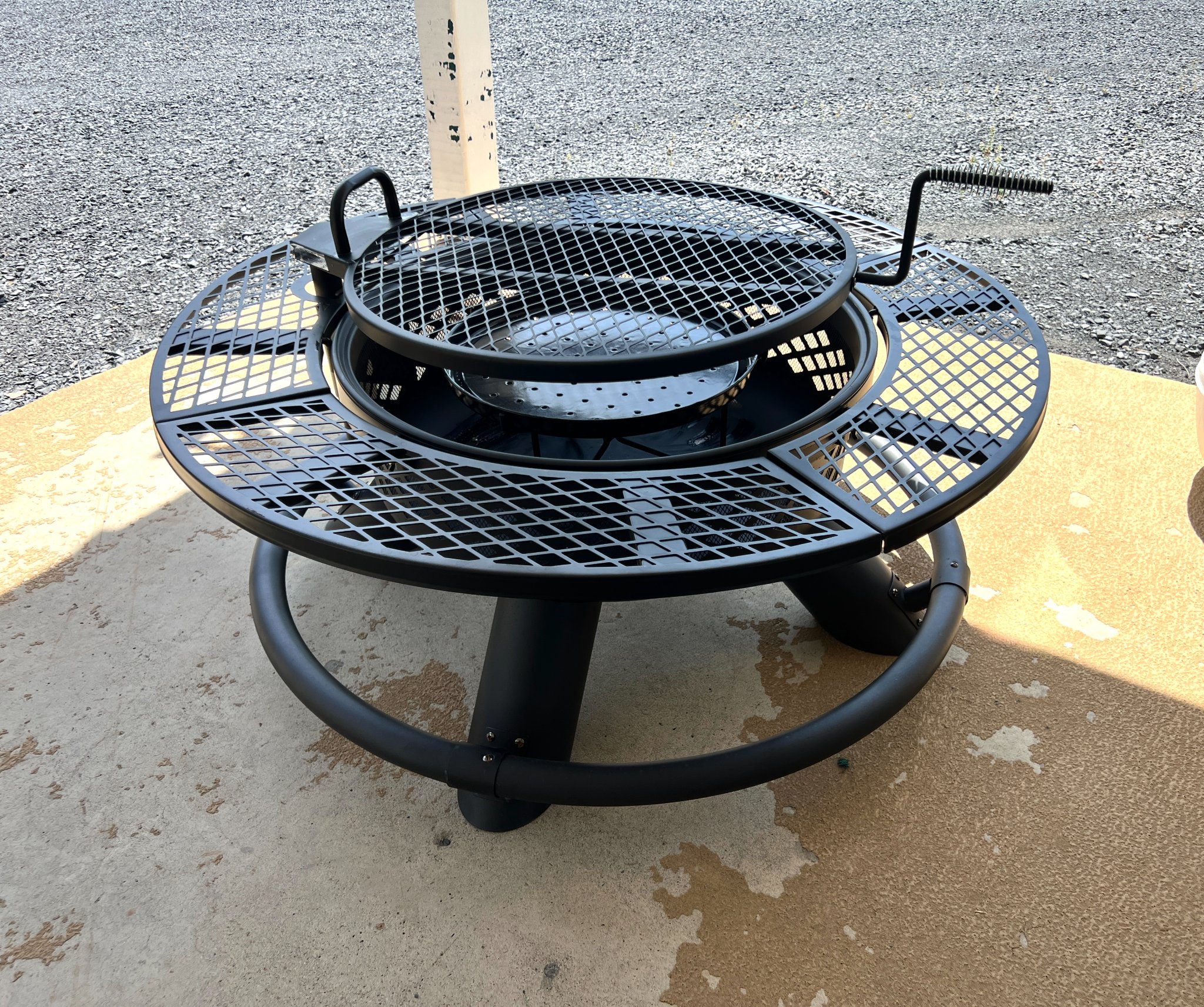 Firepit Master Forge Rancher 47.24-in - Fire Pits & Chimineas ...