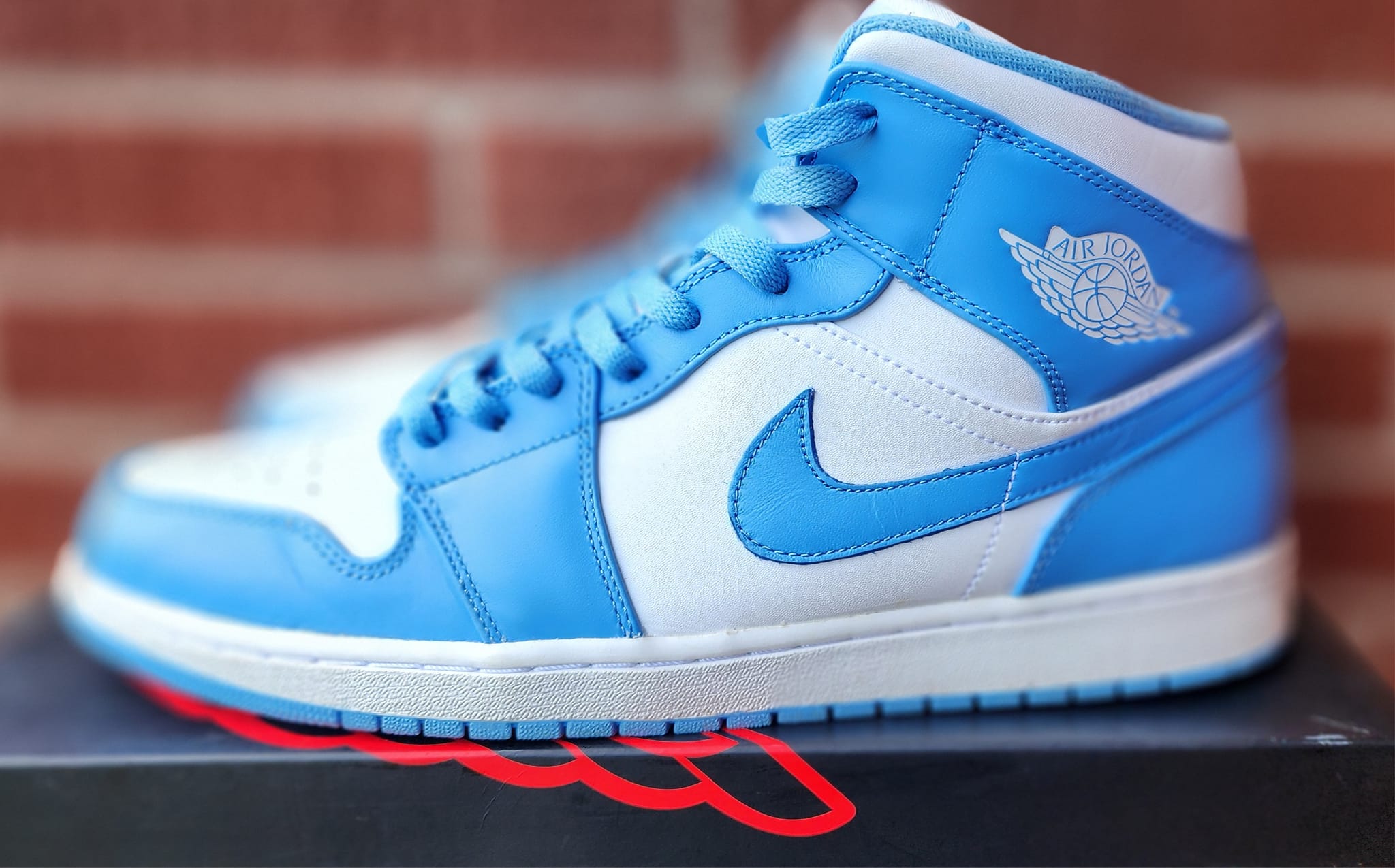 2012 UNC Mids Jordan 1 Shoes for Sale Due to Poor Fit