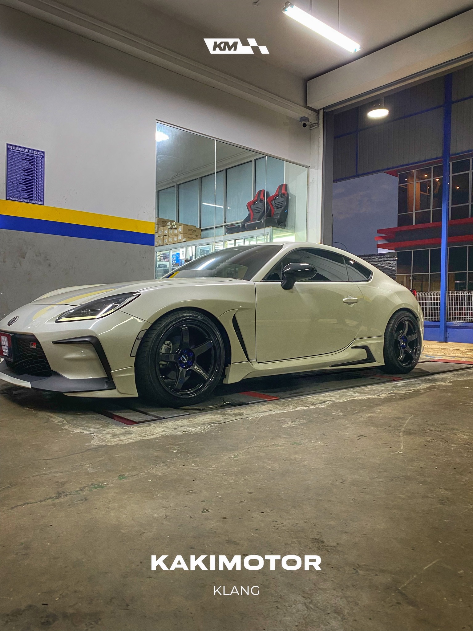 Raxer - Toyota GR86 runs 18