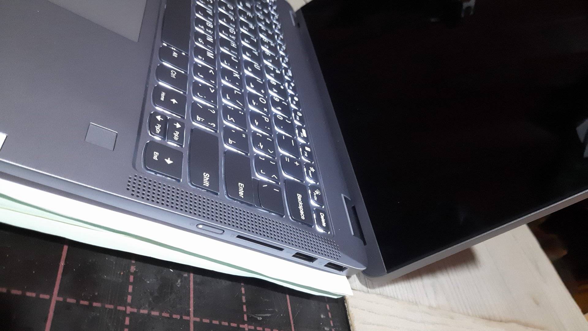 lenovo new laptop 10/10 condition touch screen 360° foldable 2
