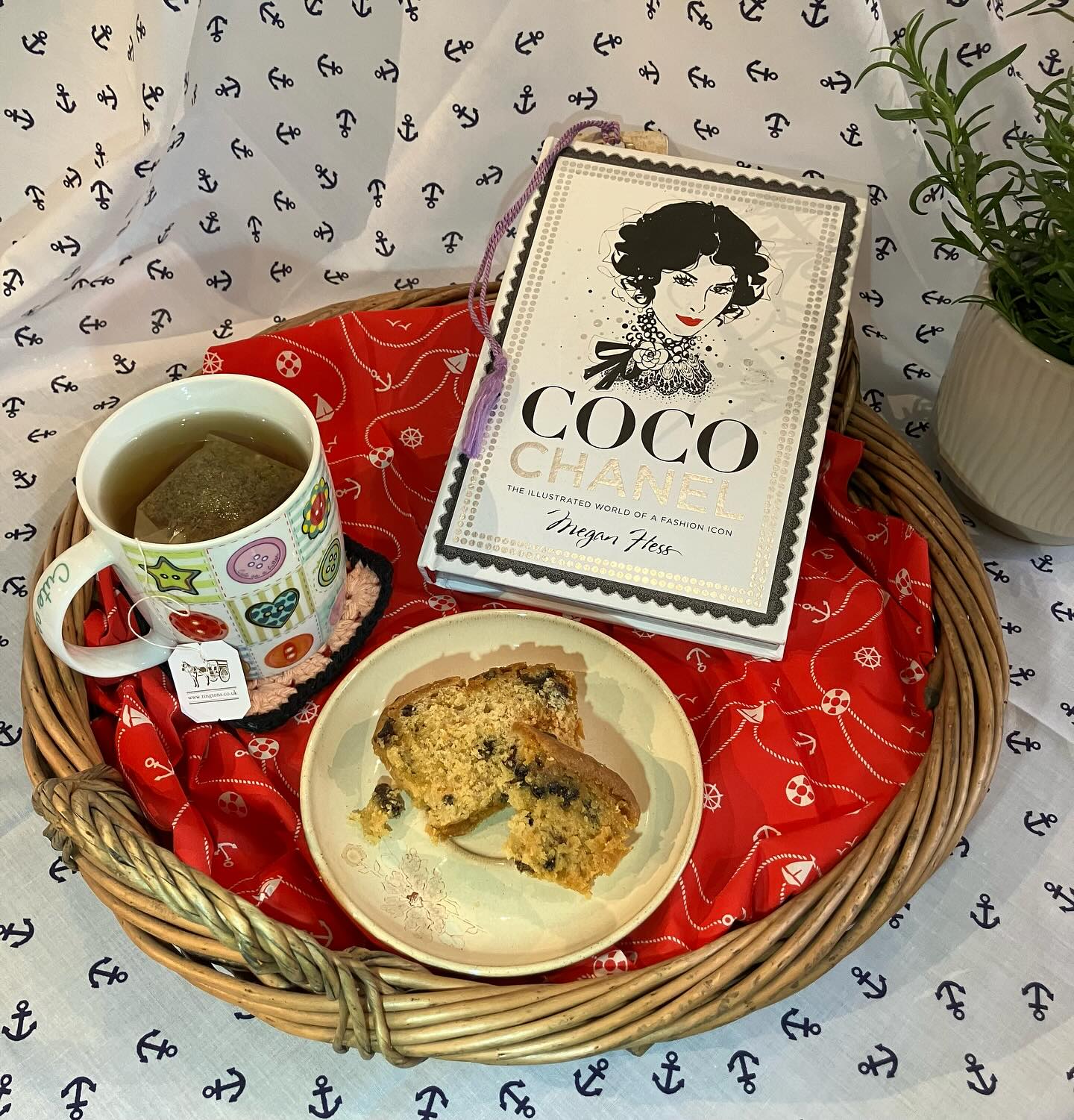 COCO! In my NEW special edition BOOK. COCO CHANEL - Illustrated