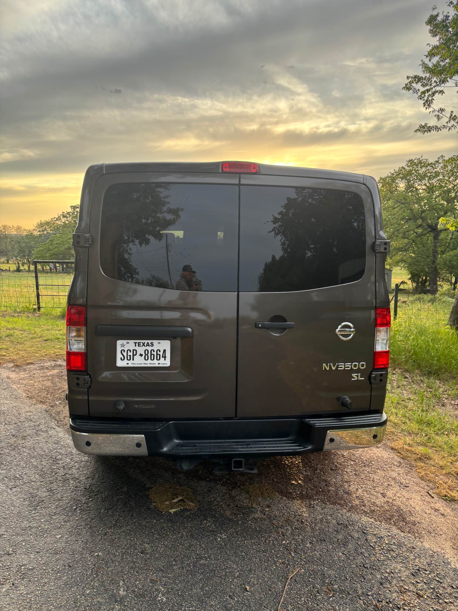 2019 Nissan NV3500 HD Passenger · SL Van 3D - Commercial Vehicles ...