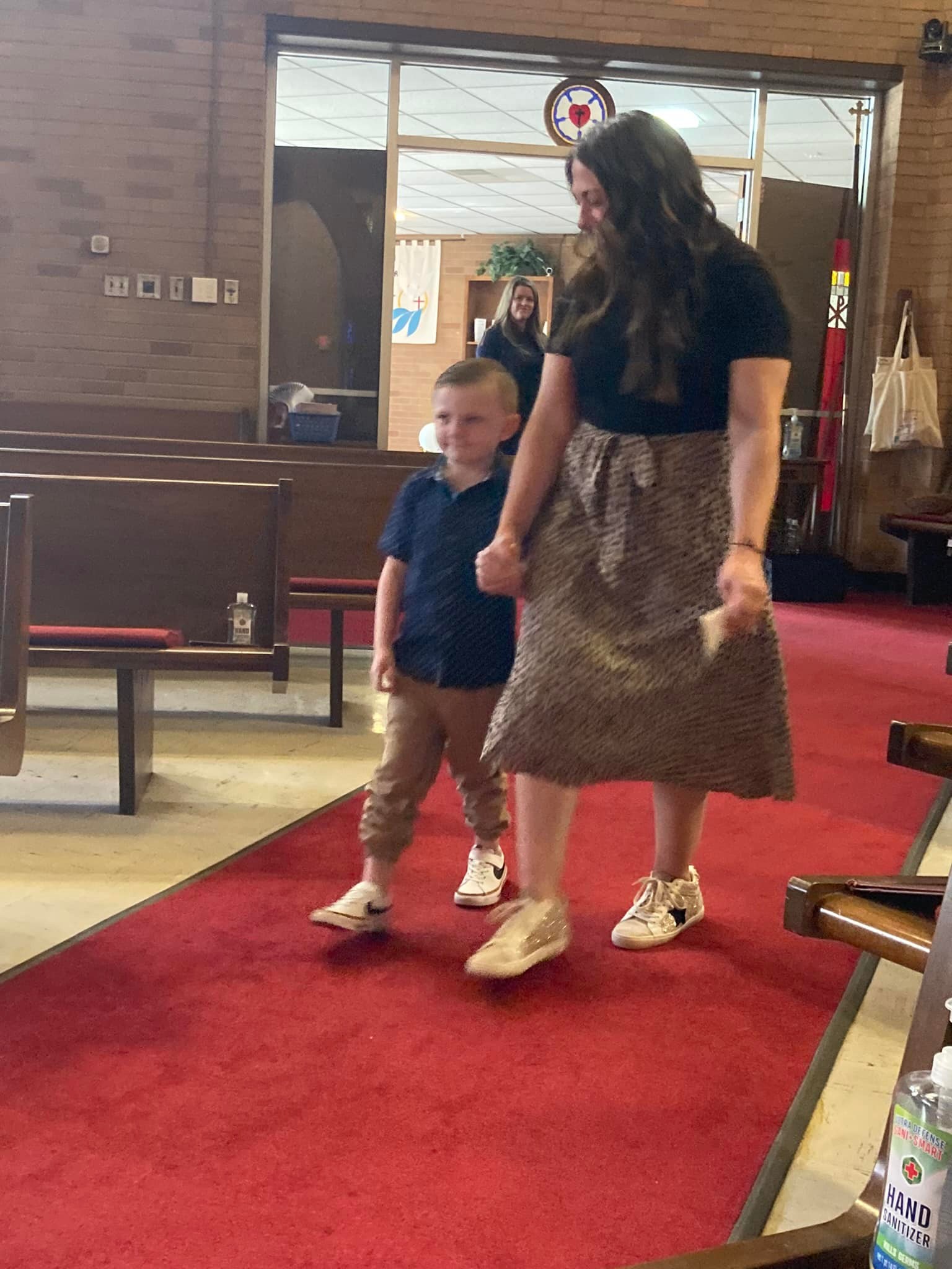 Congratulations to graduating... - Holy Cross Lutheran Church