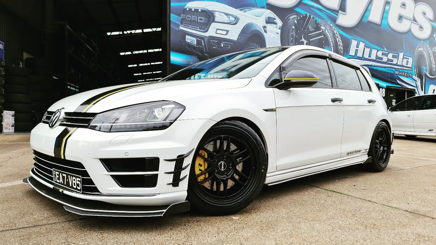 Vehicle - VW Golf R Wheel - Hussla... - Ozzy Tyres Underwood