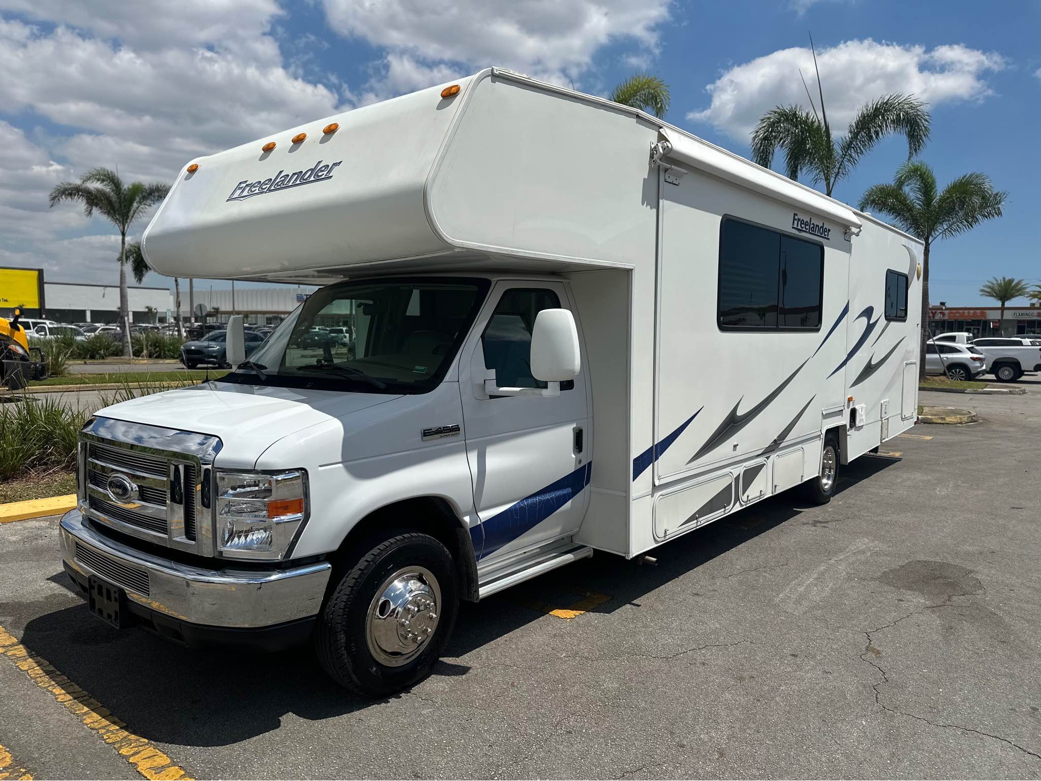 2008 Ford Freelander 31 motorhome rv e450 - RVs & Campers - Hialeah ...