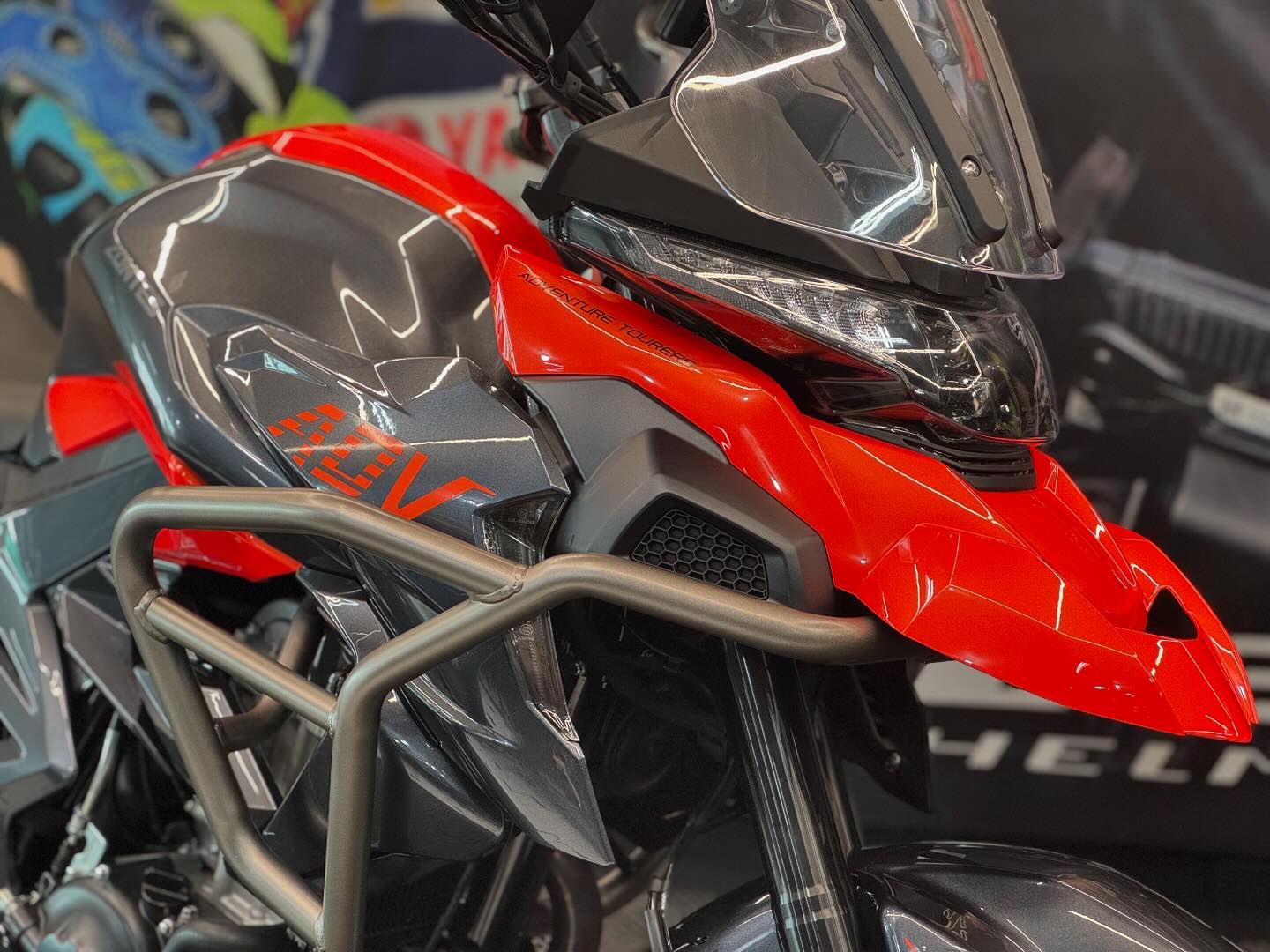 とも 🔥 Zontes T350 • Zero KM —————— 🛠️ Especificações • Potência de