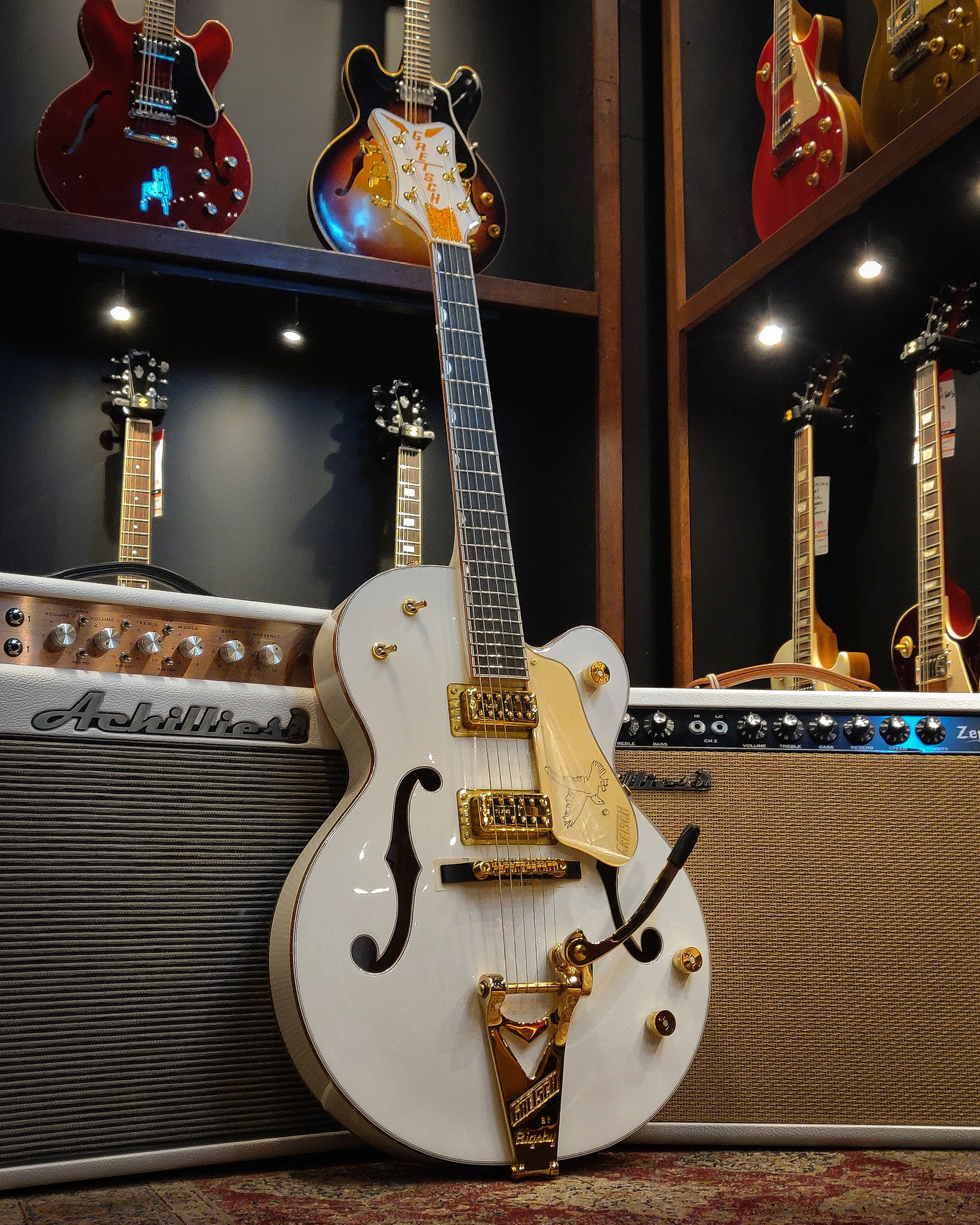 gretsch white falcon g6136t-62-ltd