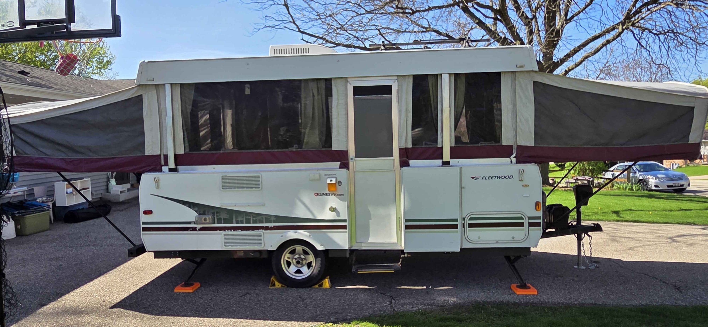 2006 Fleetwood popup camper sequoia highlander - RVs & Campers - Mount ...