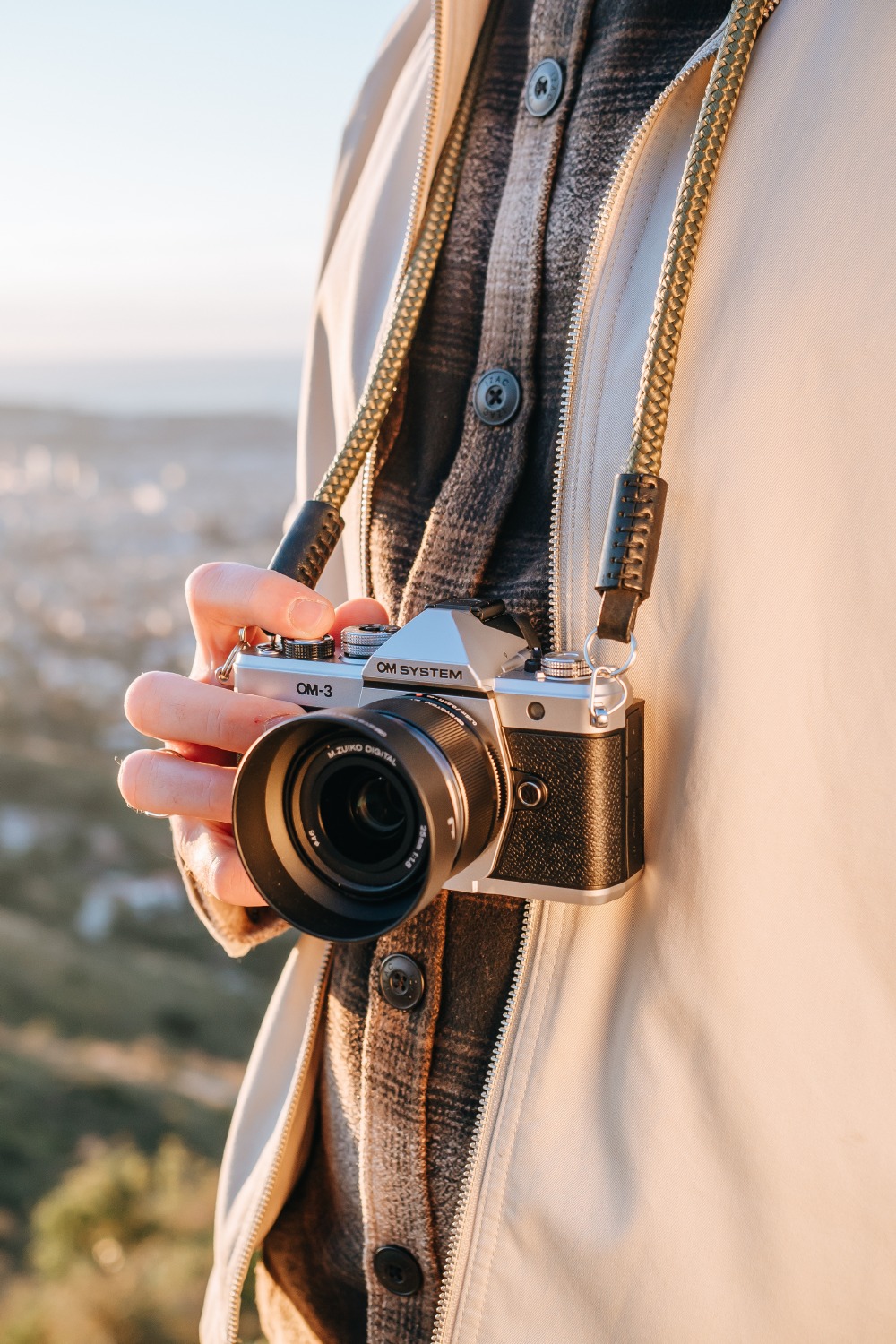 🤔 If we gave you the OM-3, would you pick the M.Zuiko 17mm F1.8