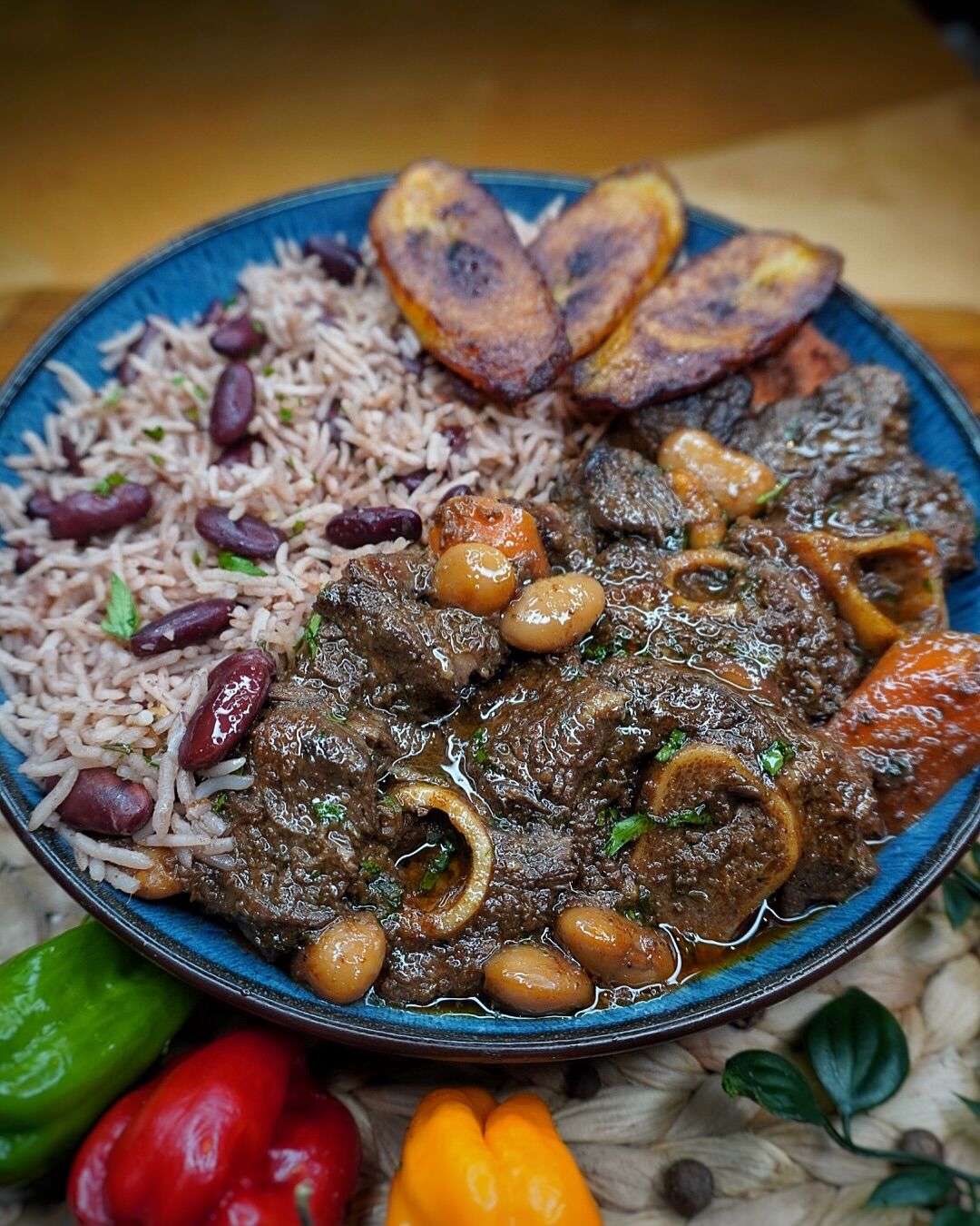 Jamaicans - JAMAICAN STEW MUTTON AND RICE AND PEAS 🇯🇲 Photo Credit ...