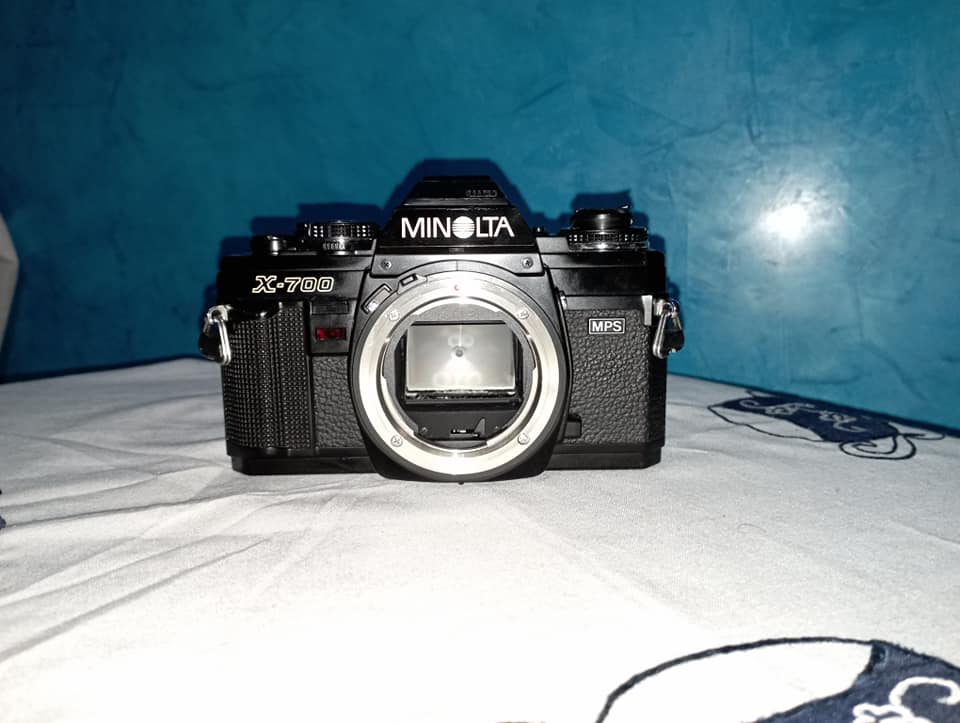 Minolta X700 camera review with 28mm lens