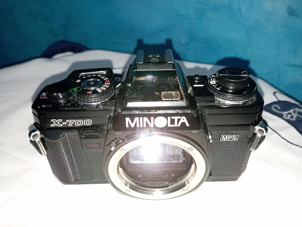 Minolta X700 camera review with 28mm lens