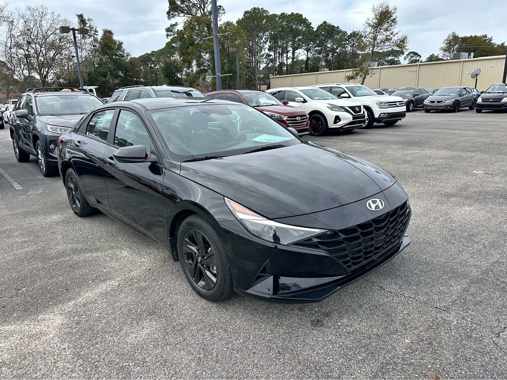 2023 Hyundai Elantra · SEL Sedan 4D - Cars & Trucks - Fort Walton Beach ...