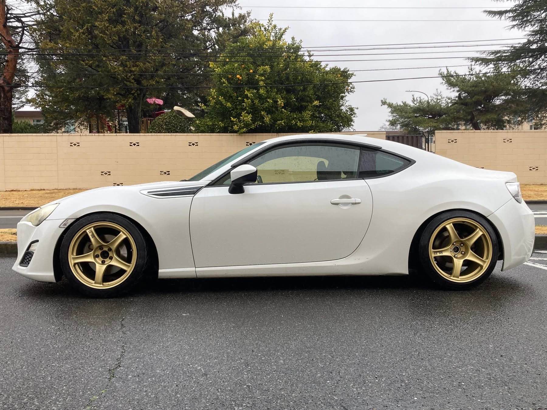 Advan RC2 5x100 17x9.5 +35 and 17x8.5 +45 - Car Wheels, Tires & Parts ...