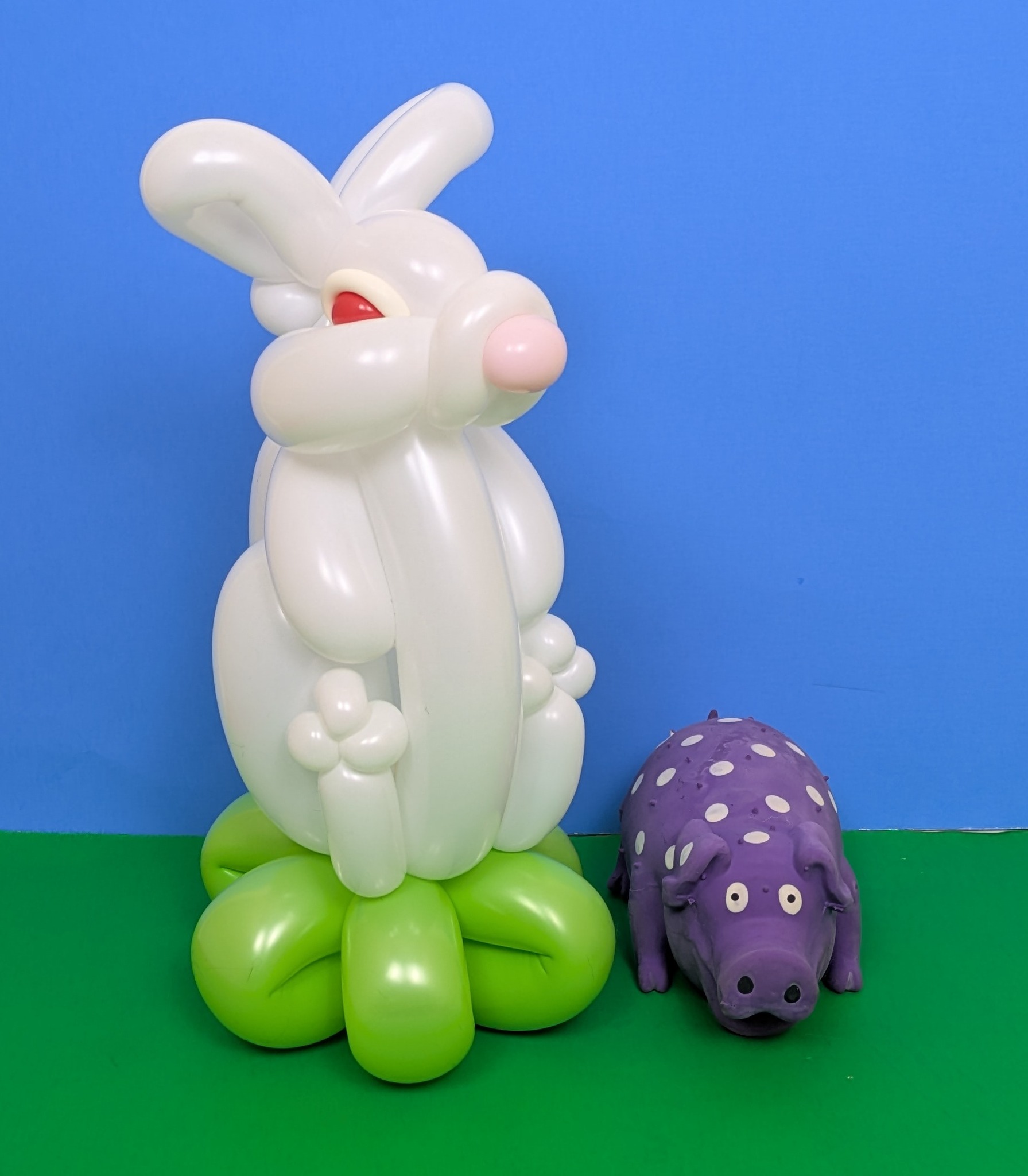Jeff Koons' stainless steel rabbit sculpture inspiration