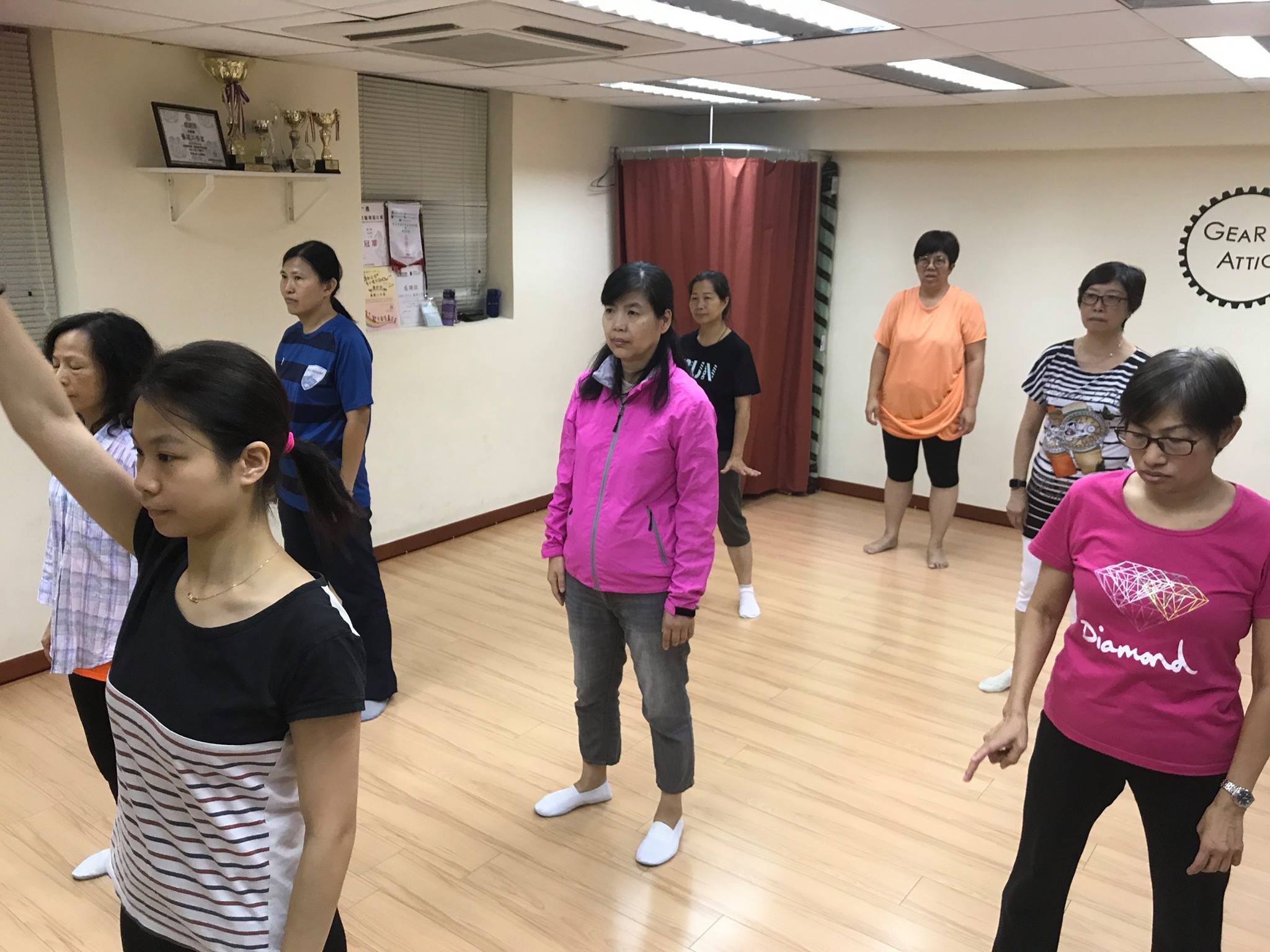 香港聾協 Hong... - 香港聾協 Hong Kong Association of the Deaf - HKAD