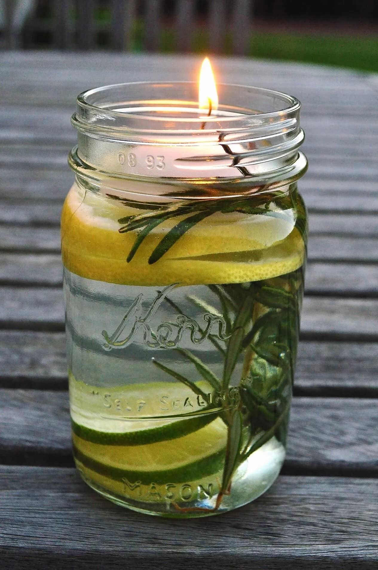 Candela Alla Citronella Di Java Anti-zanzare - Vetro, 100% Naturale, 20 Ore, Cereria Di Giorgio