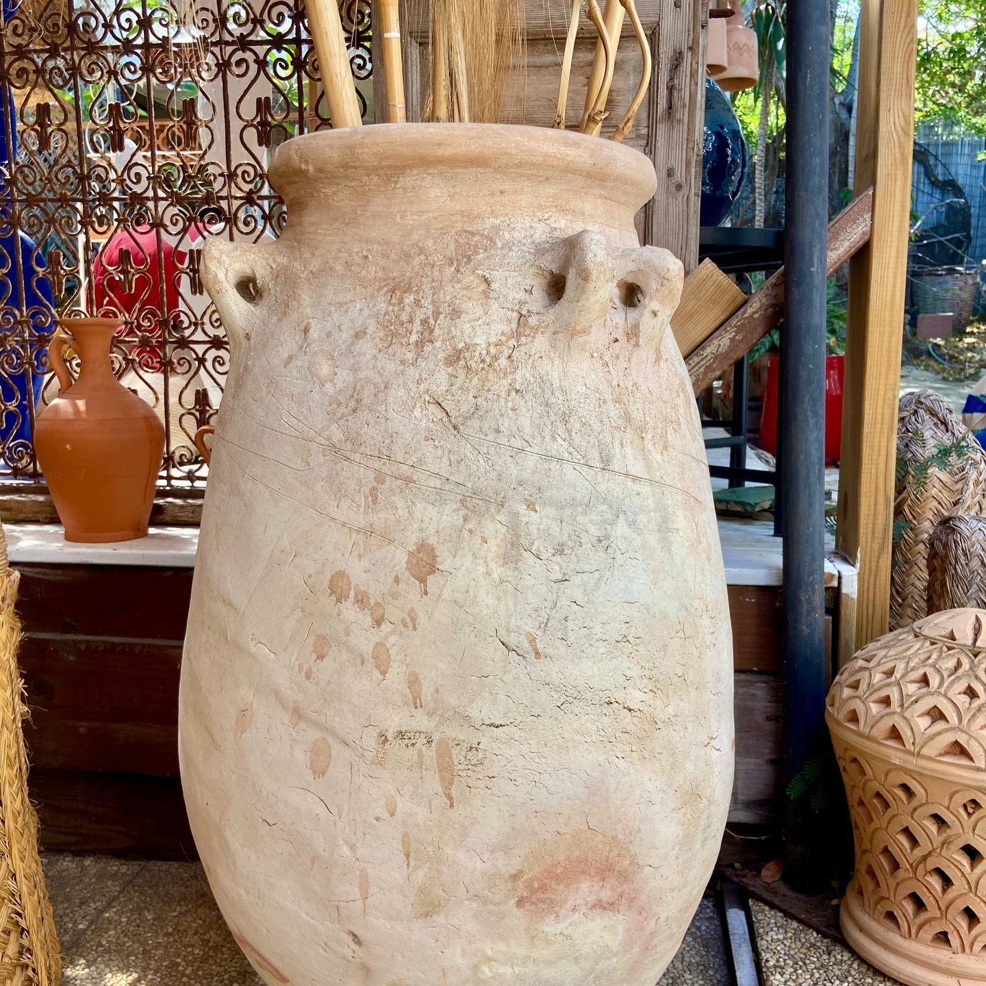Jarre En Terre Cuite Marocaine 2L Avec 2 Tasses Et Plateau - Purificateur D'Eau Naturel