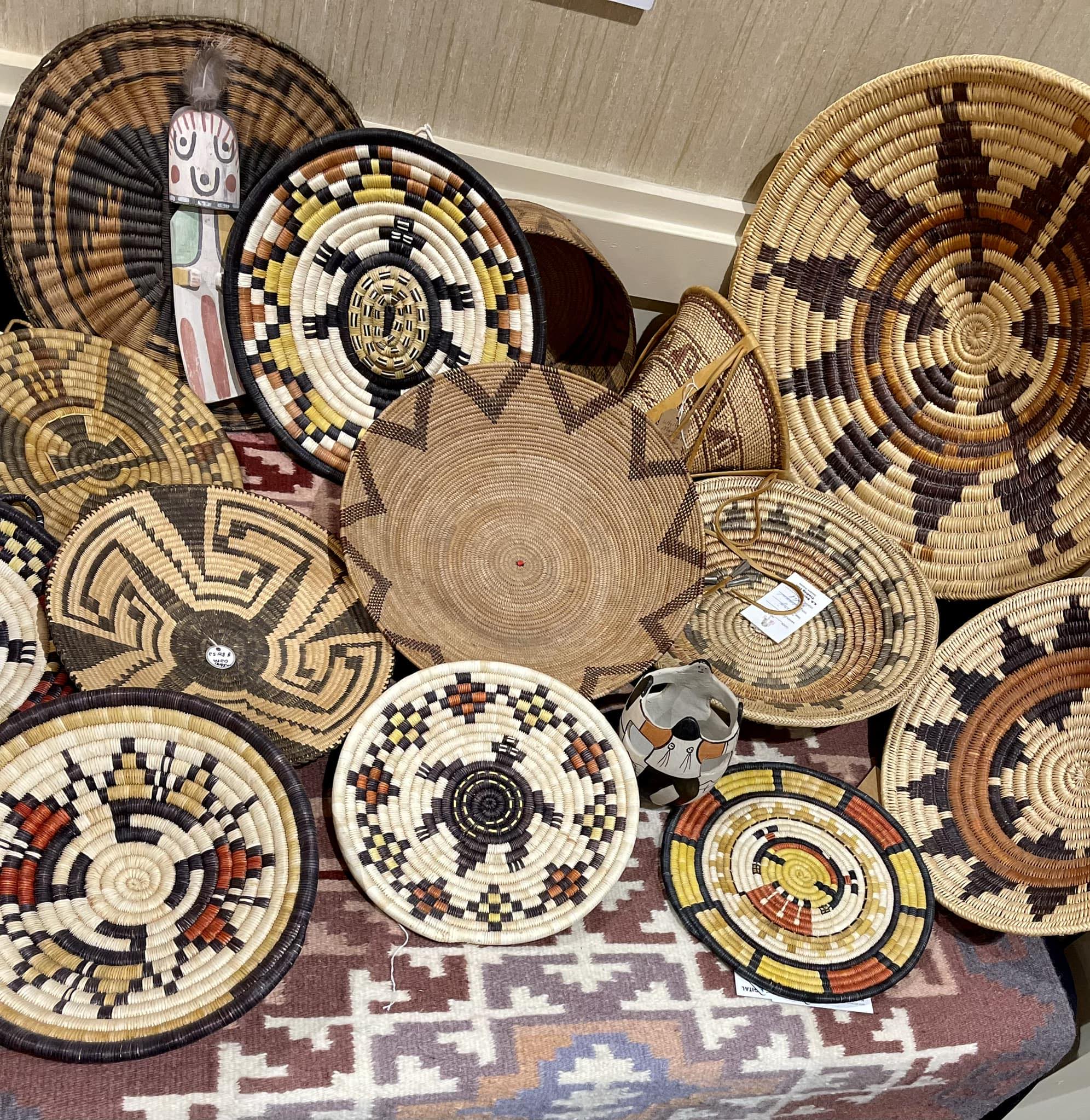 Navajo - RB Burnham will be hosting online Navajo Rug Auctions in ...