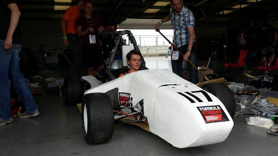 Hanze Racing Division added a new... - Hanze Racing Division