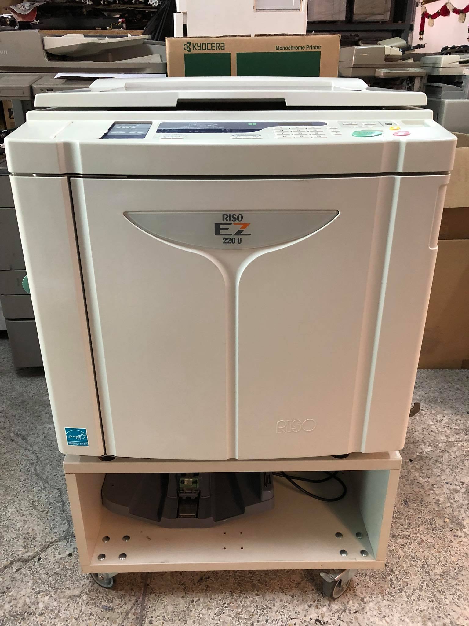 Risograph EZ220 ลูกโมสีดำ จัดส่งเจ๊คนสวยลูกค้าประจำเป็นที่เรียบร้อย ...
